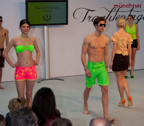 Bavarian trunks and leisure pants, neongruen